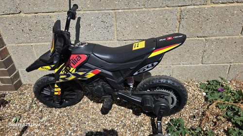 12v aprilia licensed - aprilia, kids